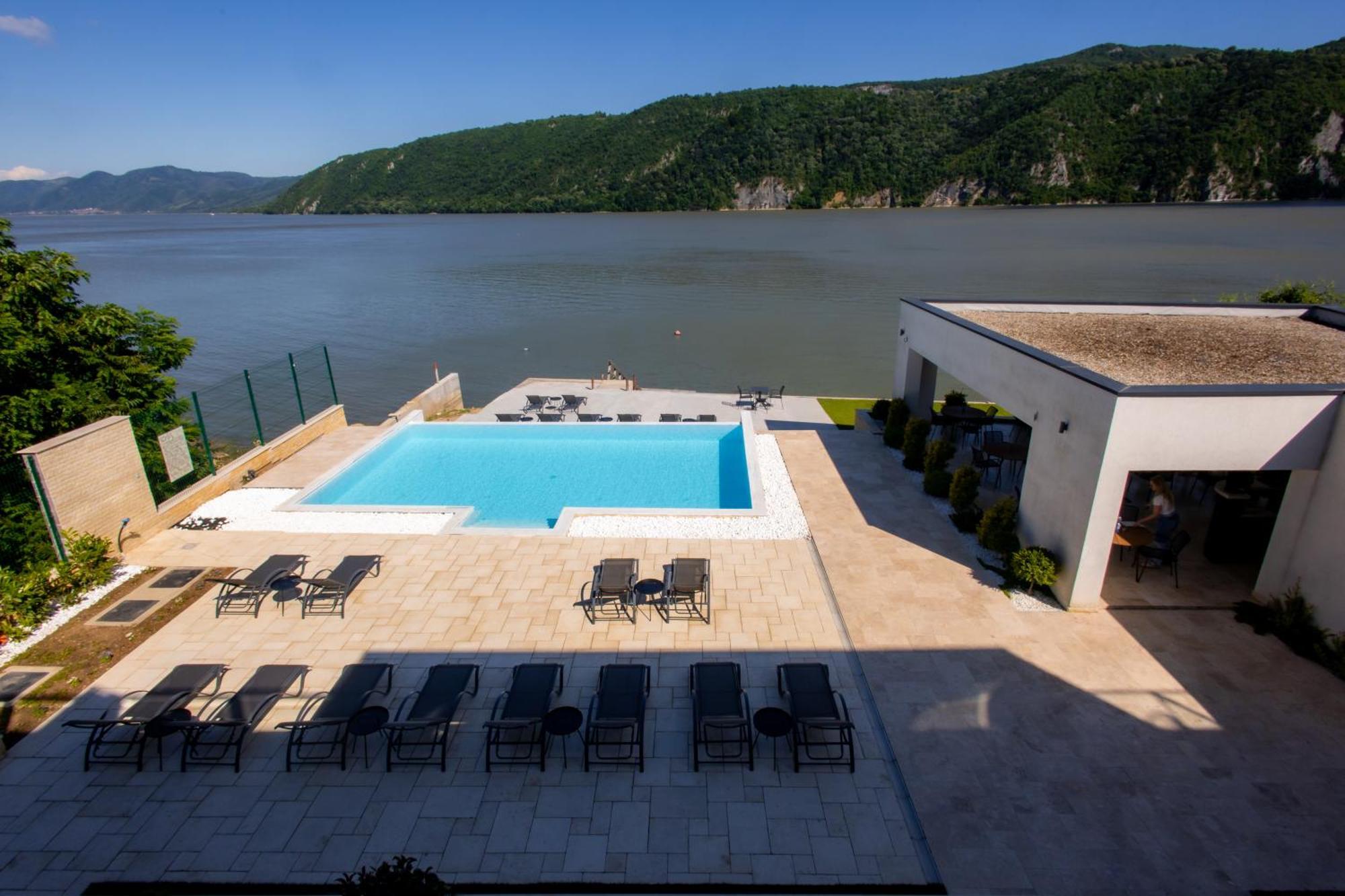 Yrys House - Adults Only Hotel Eselnita Exterior photo