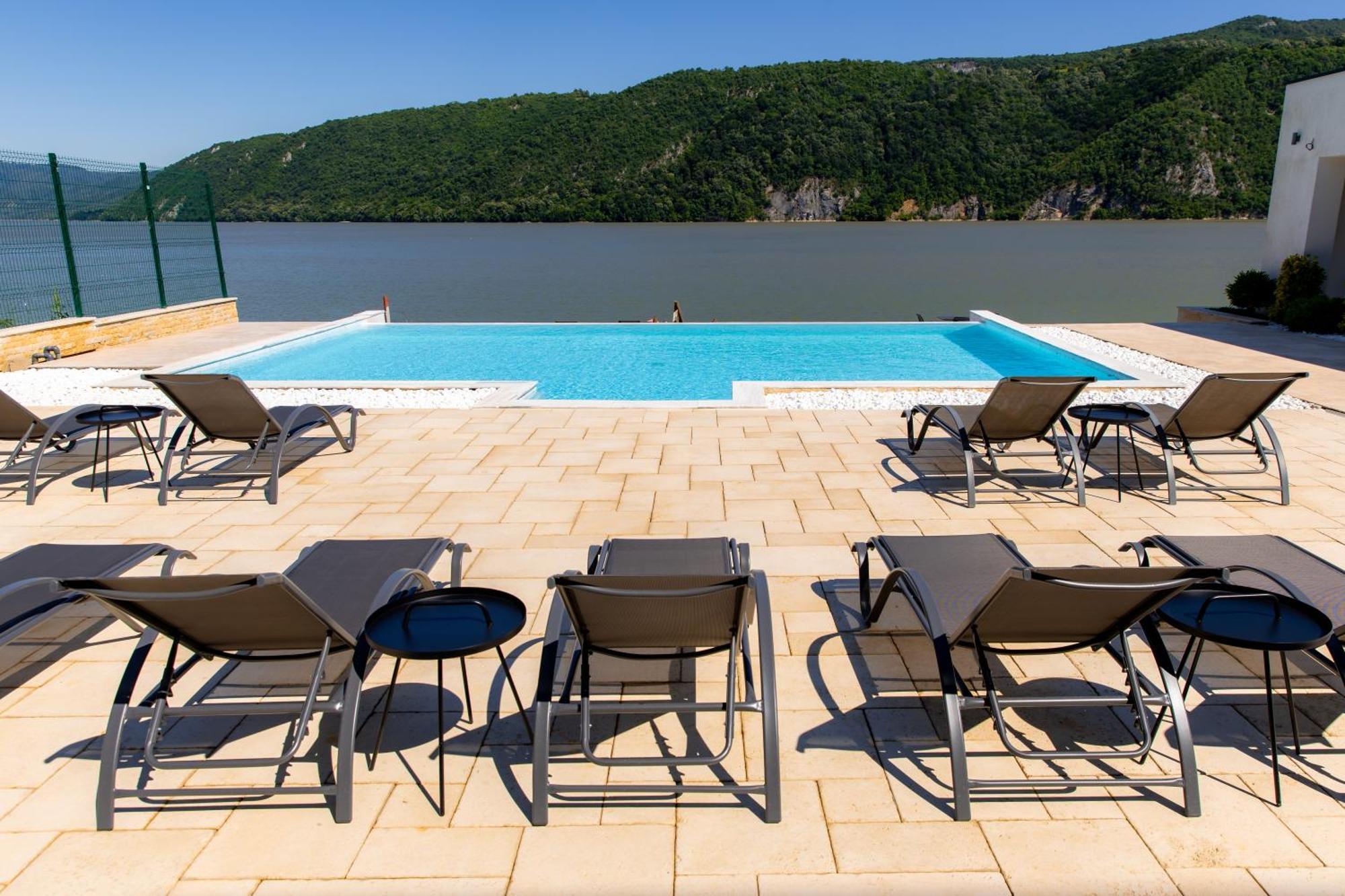 Yrys House - Adults Only Hotel Eselnita Exterior photo